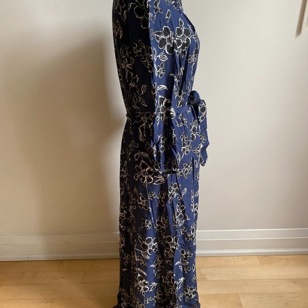 Judith & Charles Women belted floral print Dress BNWOT button down - Picture 5 of 9